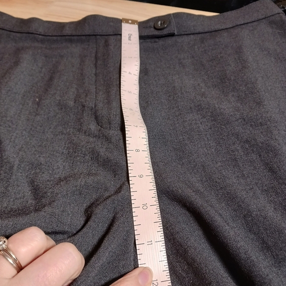 Kim Roger's Gray Dress Pants Size 12P - Picture 5 of 7